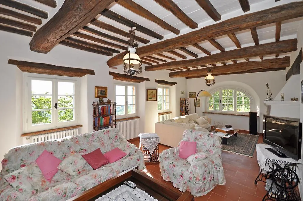 Villa Caterina 蒙特圣萨维诺 0*,